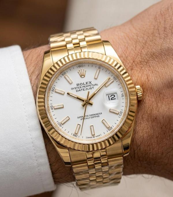 Rolex Oyster Perpetual Date Just Gold-White