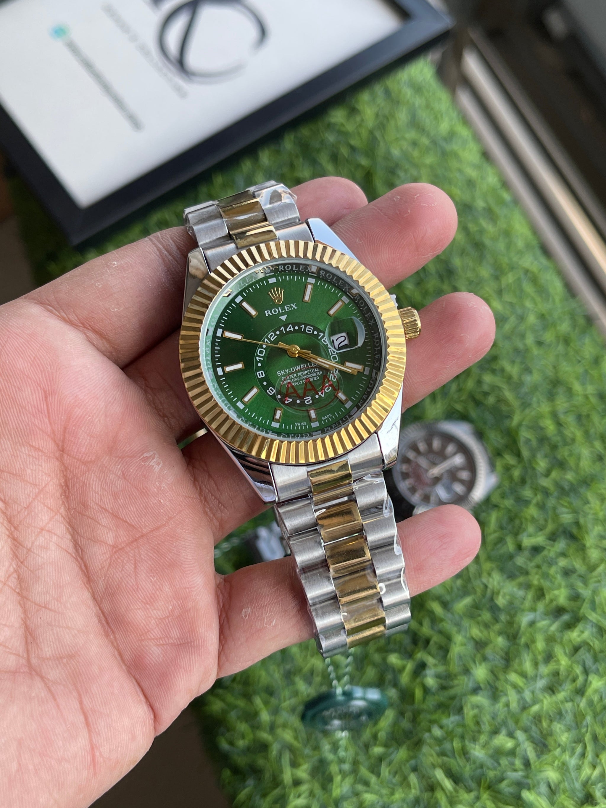 RLX Sky-Dweller – Green Dial (Two-Tone Edition)