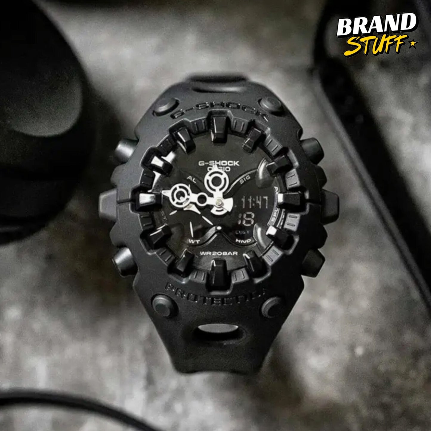 G-SHOCK GA-V01-1ADR ANALOG-DIGITAL BLACK DIAL WITH ORIGINAL METAL BOX